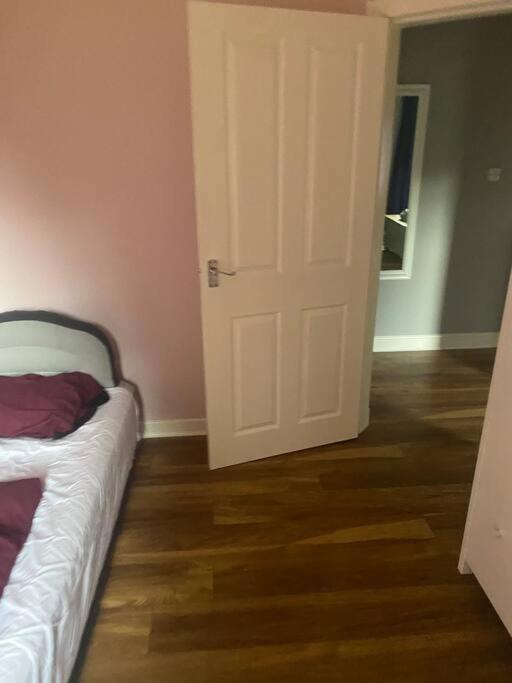 Lovely 2 Bedroom With Private Garden Edinburgh Ngoại thất bức ảnh